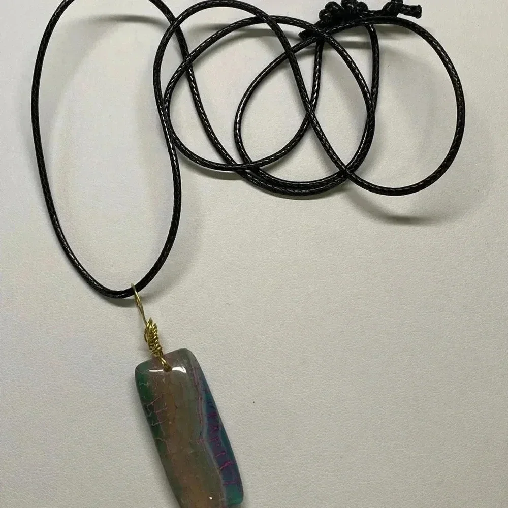 Beautiful Handmade Purple Blue Cream Dragons Vein Agate Leather Slider Necklace